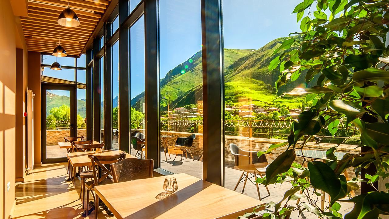 Porta Caucasia Kazbegi エクステリア 写真